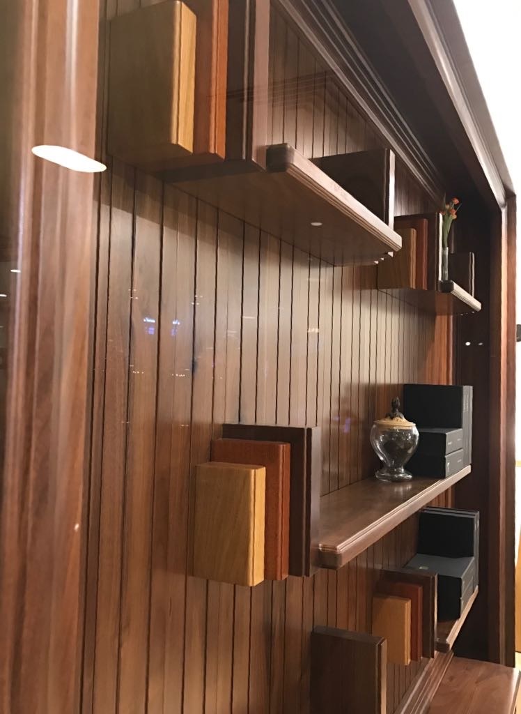 Divider